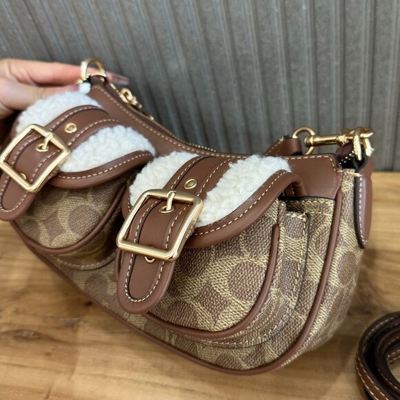 COACH ASHTON BAGUETTE Shoulder Bag - Picture 8 of 9